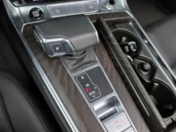 2021 Audi A6 с пробегом 148 884 км