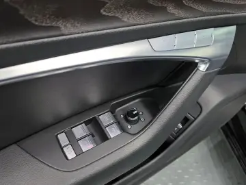 2021 Audi A6 с пробегом 148 884 км