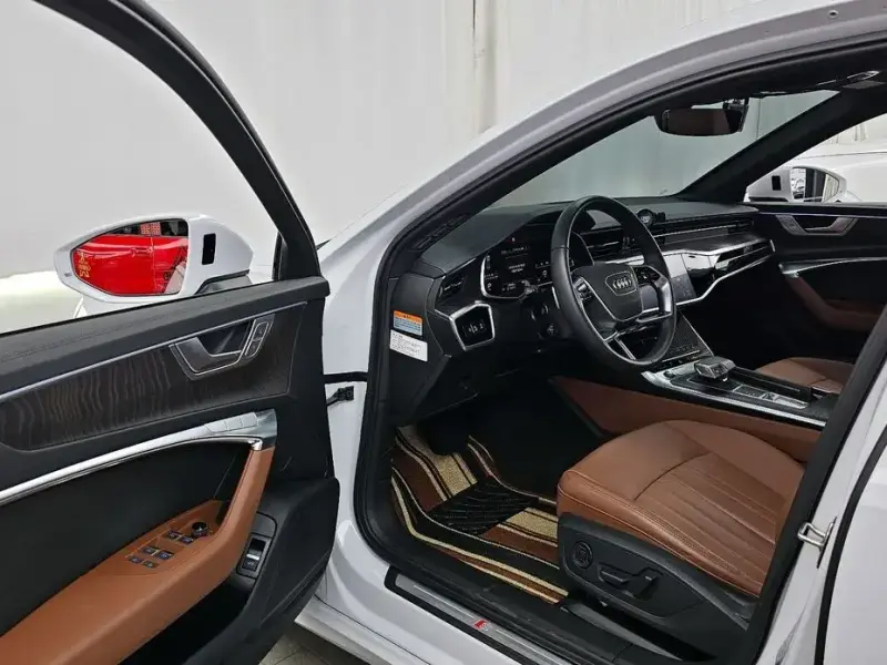 2023 Audi A6 с пробегом 29 542 км