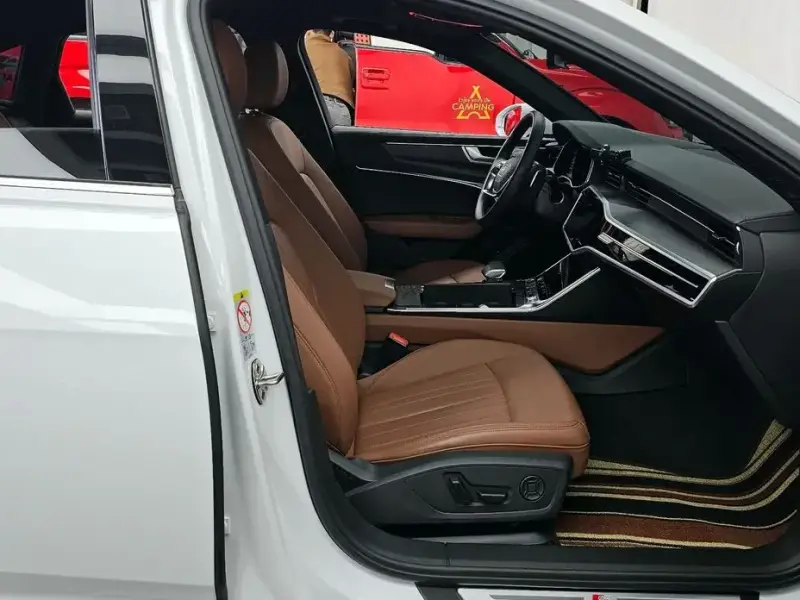 2023 Audi A6 с пробегом 29 542 км