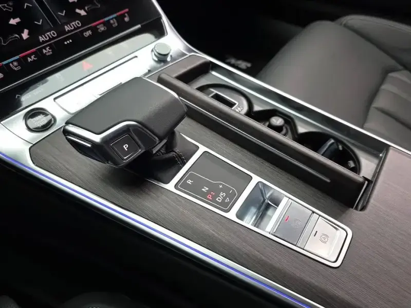 2025 Audi A6 с пробегом 21 467 км