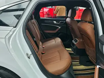 2023 Audi A6 с пробегом 29 542 км
