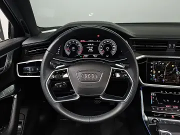 2022 Audi A6 с пробегом 12 645 км