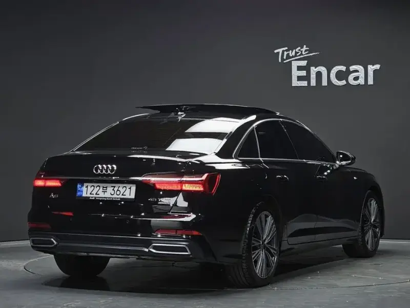 2023 Audi A6 с пробегом 45 561 км
