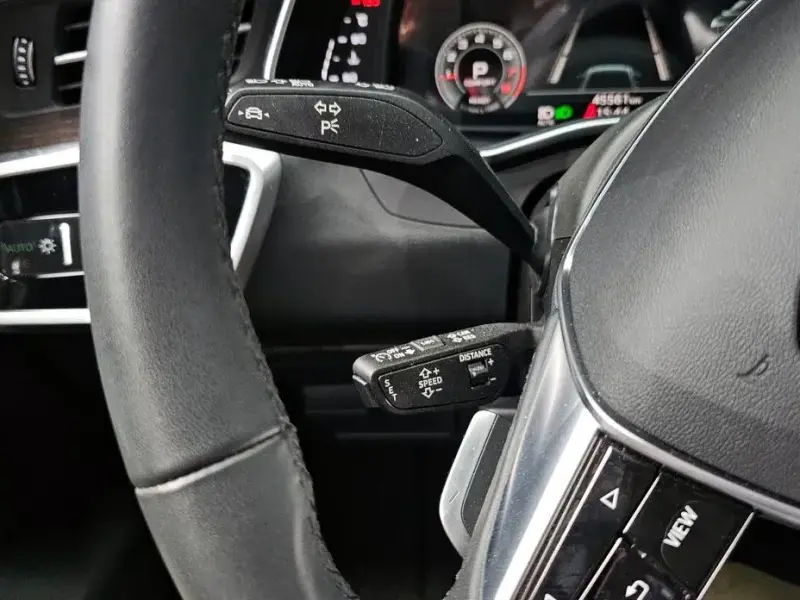 2023 Audi A6 с пробегом 45 561 км