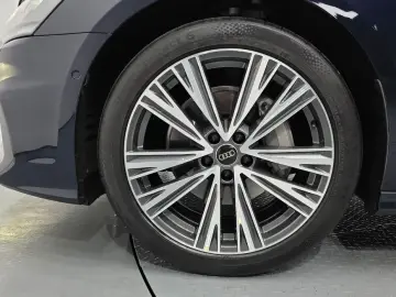 2022 Audi A6 с пробегом 10 741 км