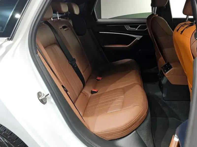 2021 Audi A6 с пробегом 56 116 км