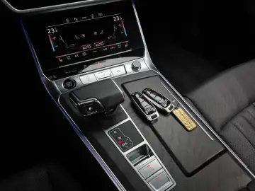 2022 Audi A6 с пробегом 10 741 км