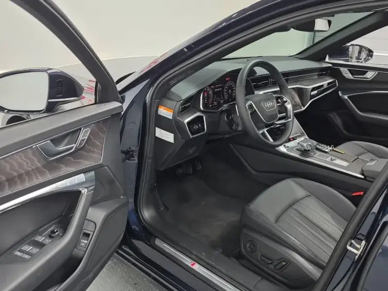 2022 Audi A6 с пробегом 10 741 км