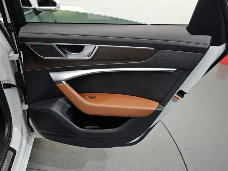2021 Audi A6 с пробегом 56 116 км