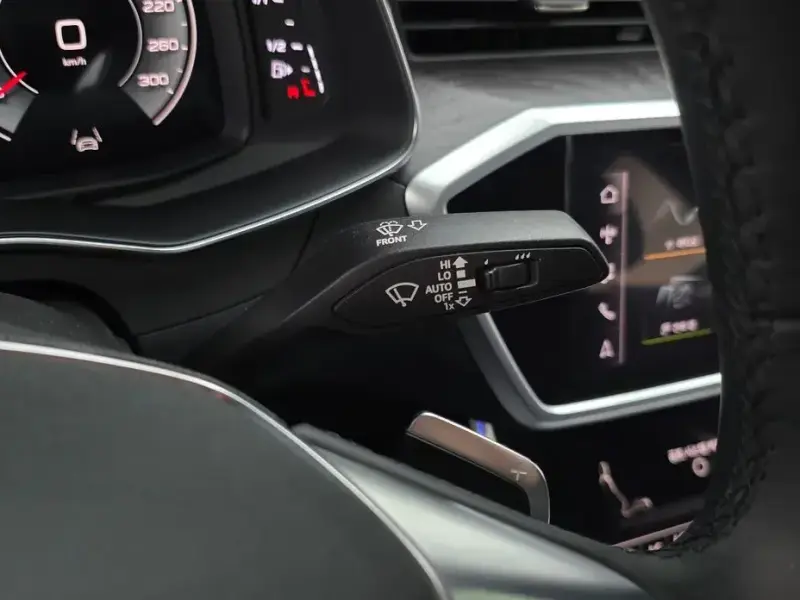 2022 Audi A6 с пробегом 10 741 км