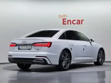 2022 Audi A6 с пробегом 72 997 км