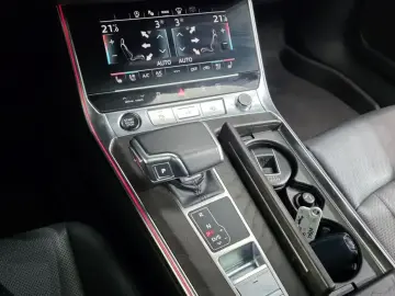 2022 Audi A6 с пробегом 72 997 км
