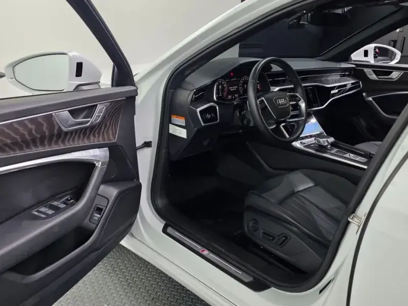 2022 Audi A6 с пробегом 72 997 км