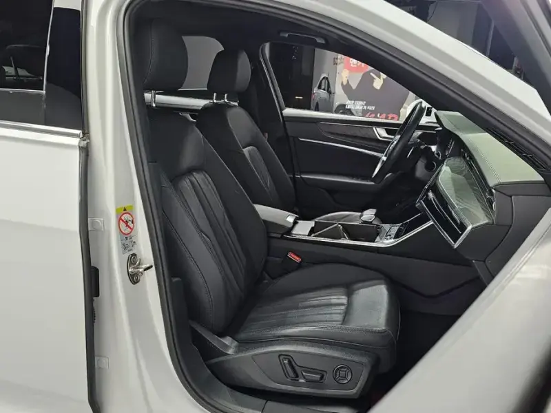 2022 Audi A6 с пробегом 11 089 км