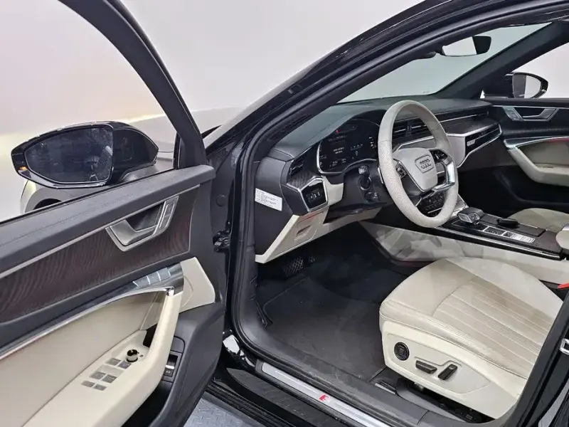 2023 Audi A6 с пробегом 45 109 км