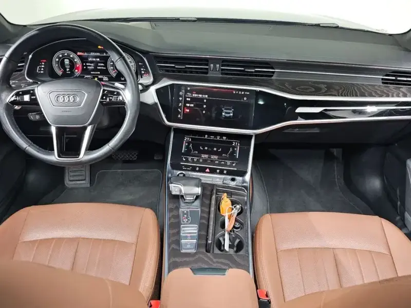 2021 Audi A6 с пробегом 54 945 км