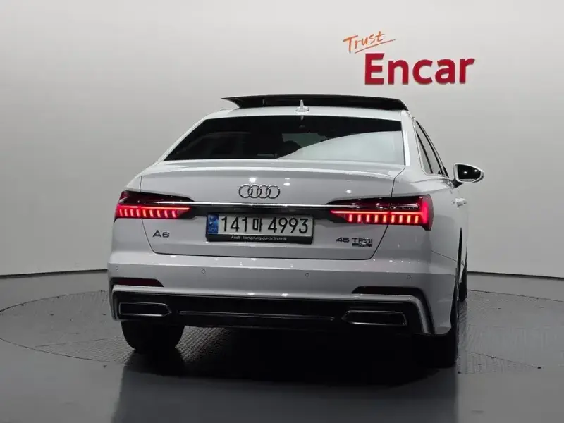 2022 Audi A6 с пробегом 69 728 км