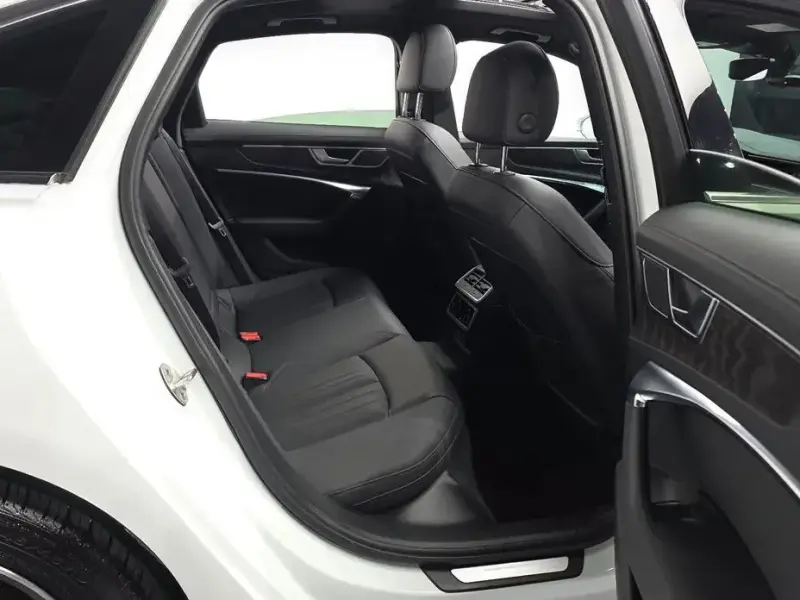 2022 Audi A6 с пробегом 69 728 км