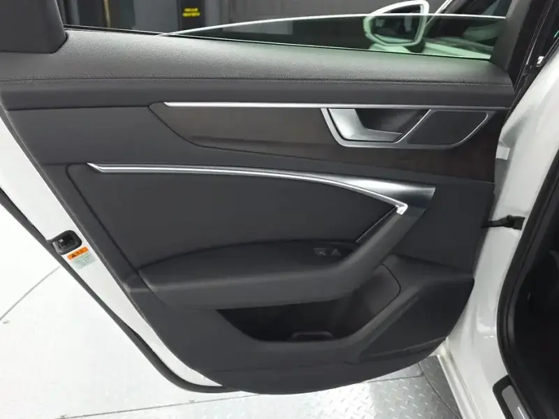 2022 Audi A6 с пробегом 69 728 км