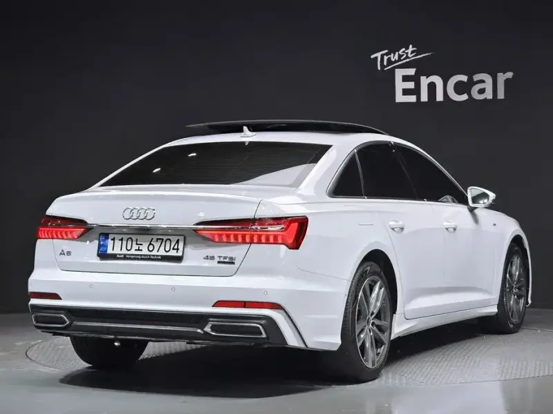 2022 Audi A6 с пробегом 63 352 км