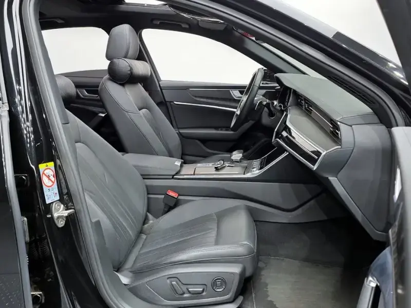 2022 Audi A6 с пробегом 68 741 км