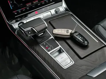 2022 Audi A6 с пробегом 63 352 км