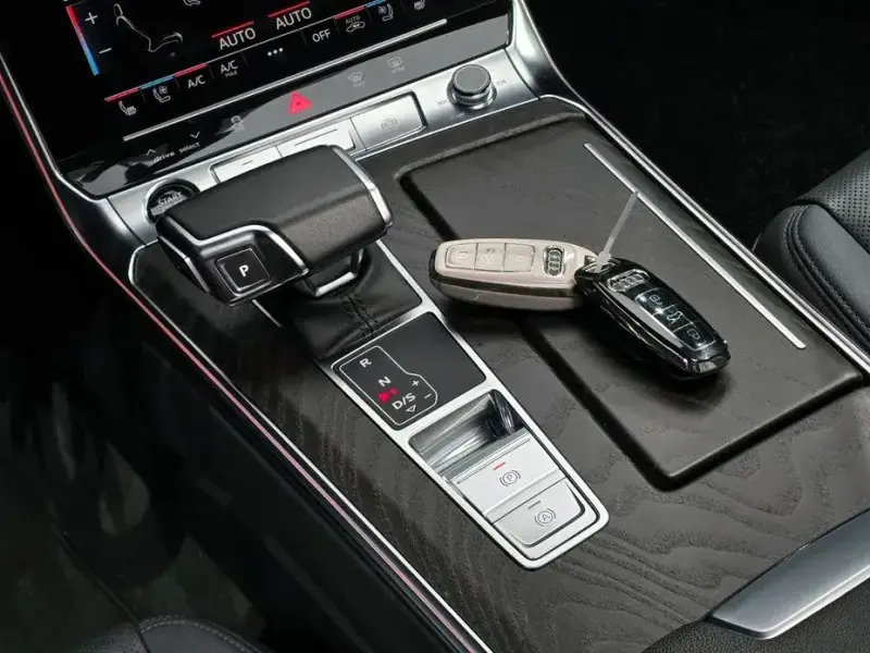 2022 Audi A6 с пробегом 63 352 км