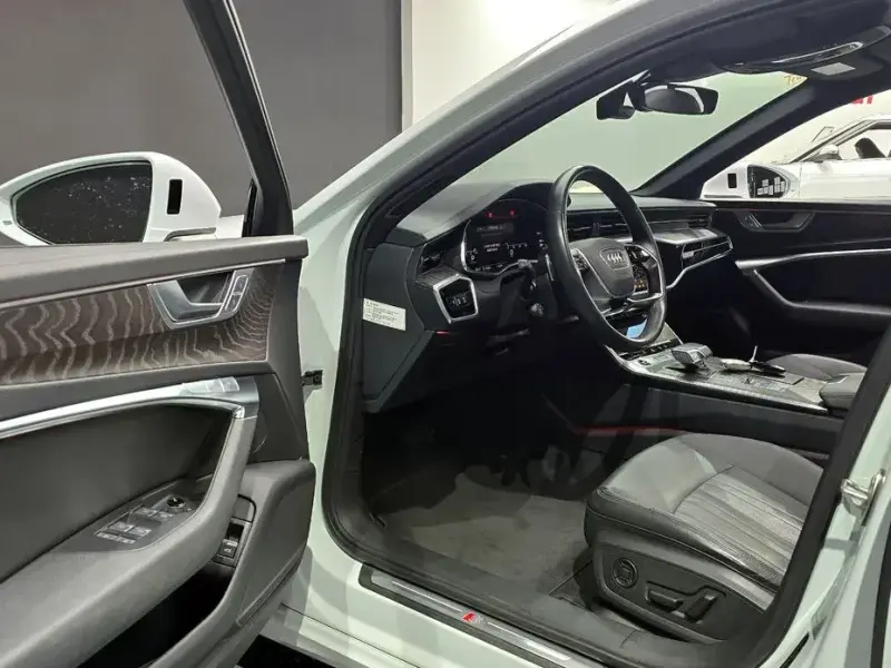 2022 Audi A6 с пробегом 63 352 км
