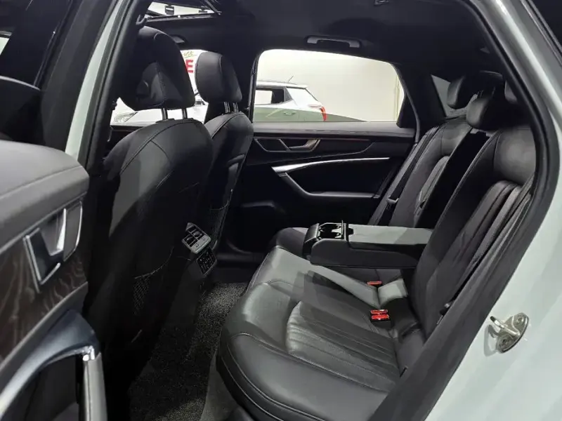 2022 Audi A6 с пробегом 63 352 км