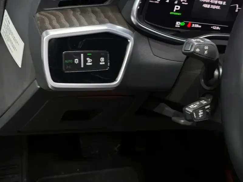 2022 Audi A6 с пробегом 63 352 км