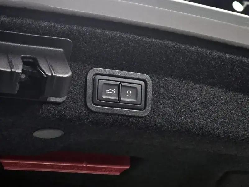 2022 Audi A6 с пробегом 63 352 км