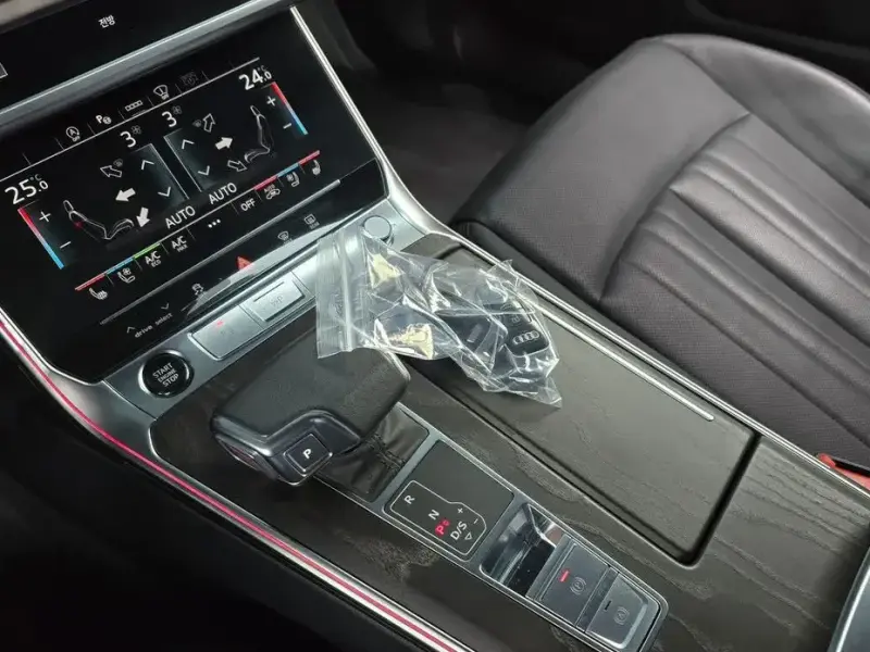 2022 Audi A6 с пробегом 63 301 км
