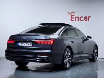 2022 Audi A6 с пробегом 30 605 км