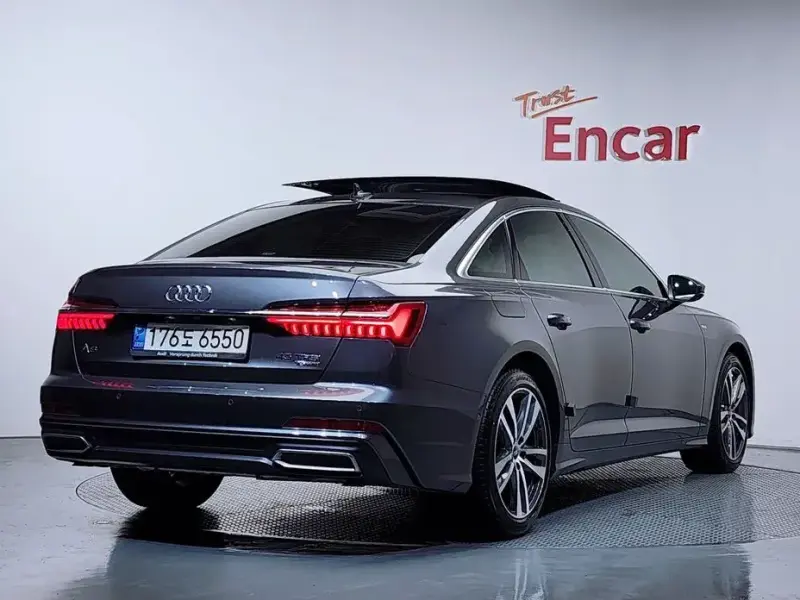 2022 Audi A6 с пробегом 30 605 км