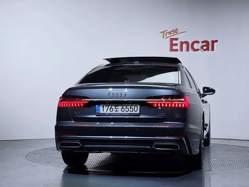 2022 Audi A6 с пробегом 30 605 км