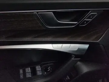 2022 Audi A6 с пробегом 30 605 км
