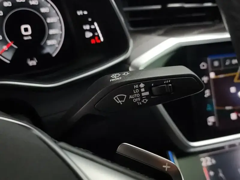 2022 Audi A6 с пробегом 30 605 км