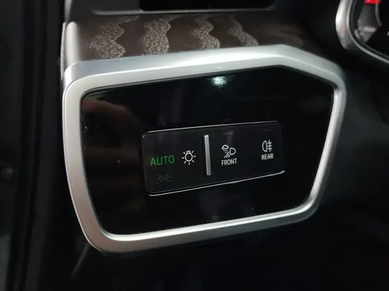 2022 Audi A6 с пробегом 30 605 км