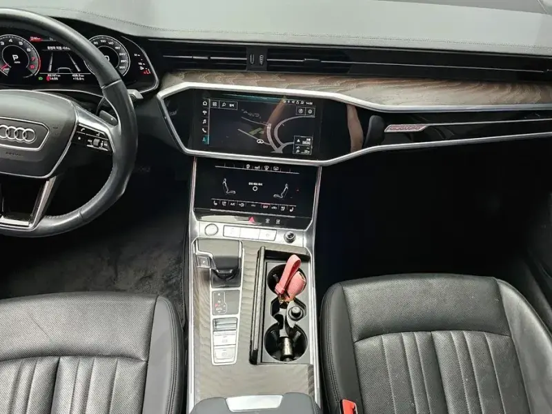 2020 Audi A6 с пробегом 85 161 км