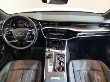 2023 Audi A6 с пробегом 16 056 км