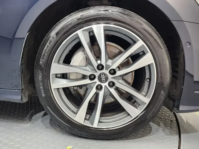 2022 Audi A6 с пробегом 141 267 км