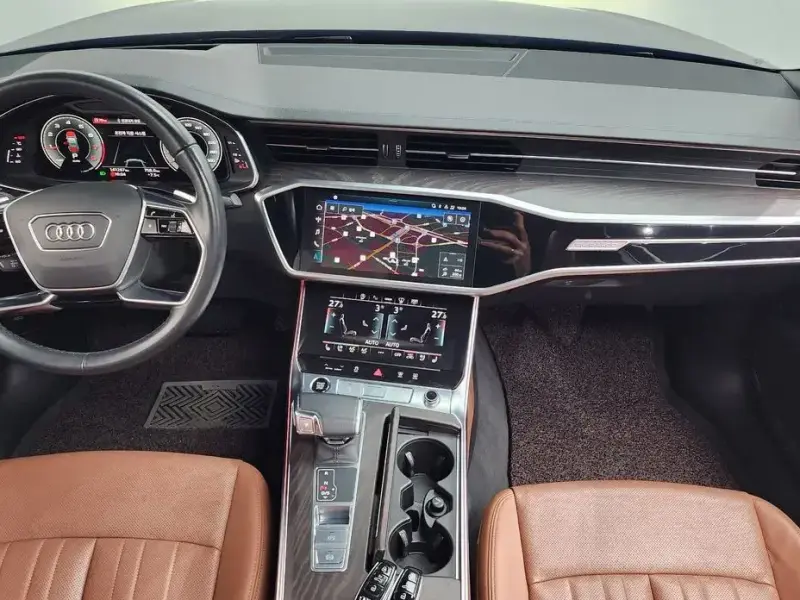 2022 Audi A6 с пробегом 141 267 км