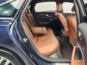 2022 Audi A6 с пробегом 141 267 км