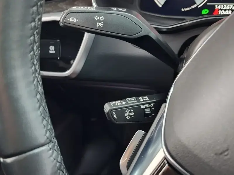 2022 Audi A6 с пробегом 141 267 км