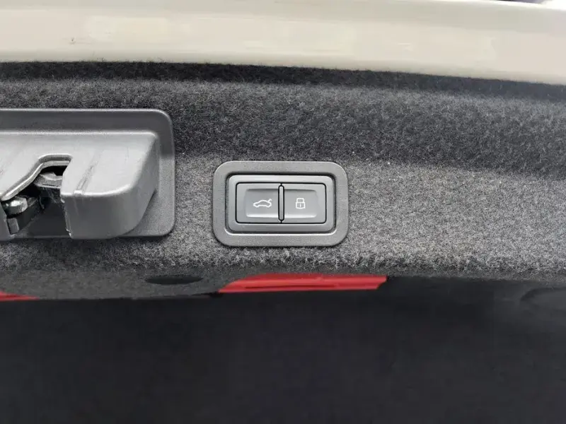 2020 Audi A6 с пробегом 74 925 км