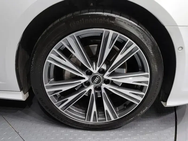 2023 Audi A6 с пробегом 22 642 км