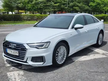 2021 Audi A6 с пробегом 93 028 км