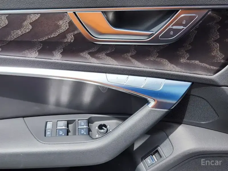 2021 Audi A6 с пробегом 93 028 км