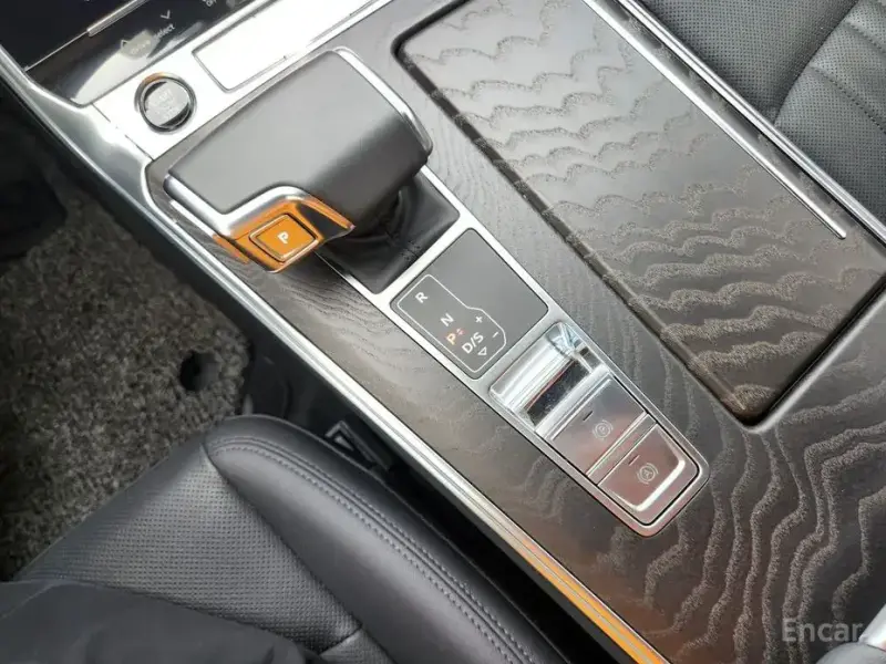 2021 Audi A6 с пробегом 93 028 км